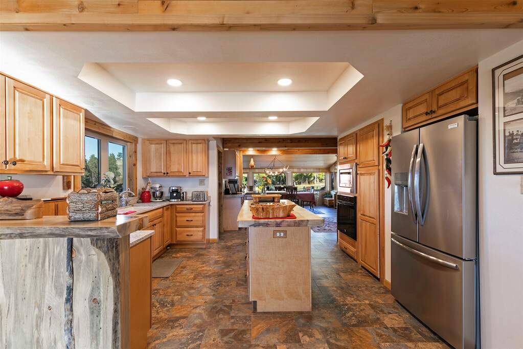 4 Bedroom Single Family Home/House's Image 12