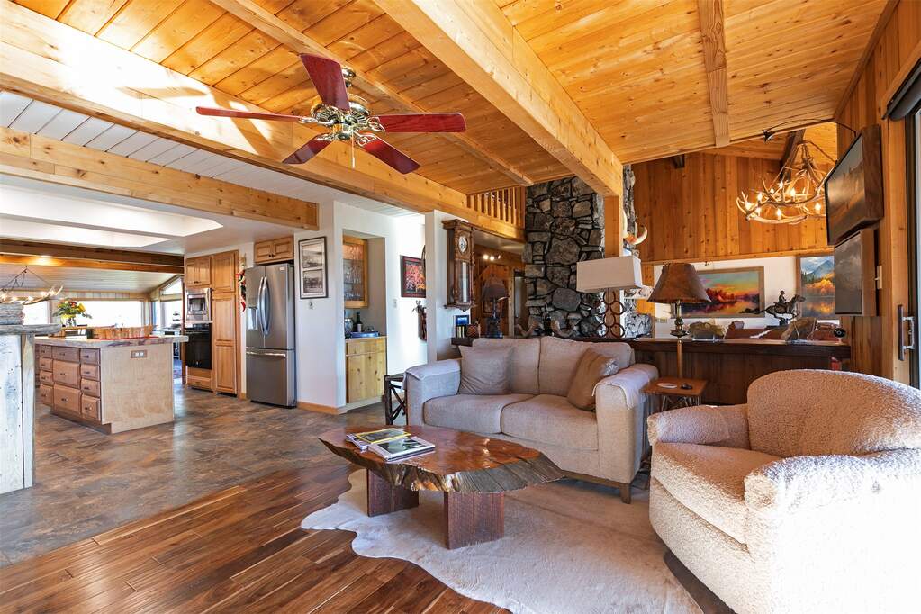 4 Bedroom Single Family Home/House's Image 16