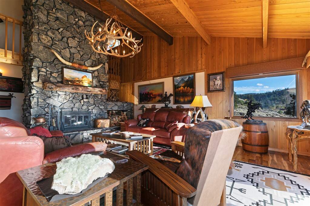 4 Bedroom Single Family Home/House's Image 19