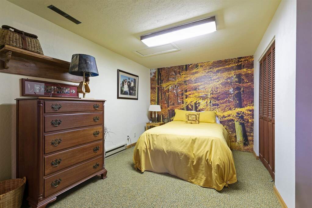 4 Bedroom Single Family Home/House's Image 36