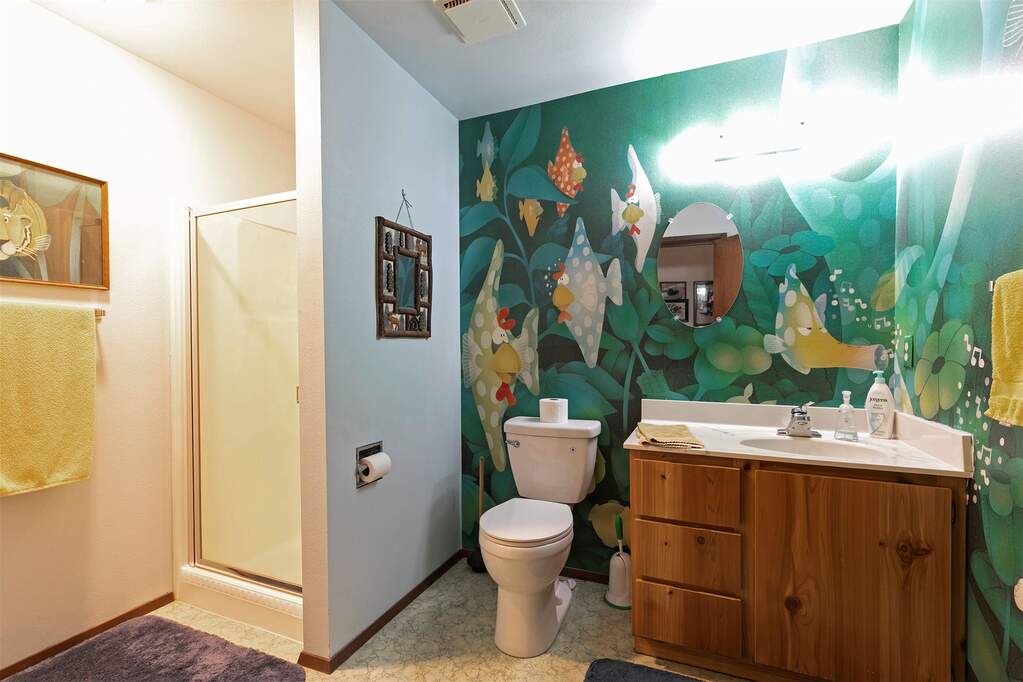 4 Bedroom Single Family Home/House's Image 38