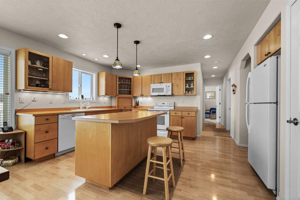 4 Bedroom Single Family Home/House's Image 13