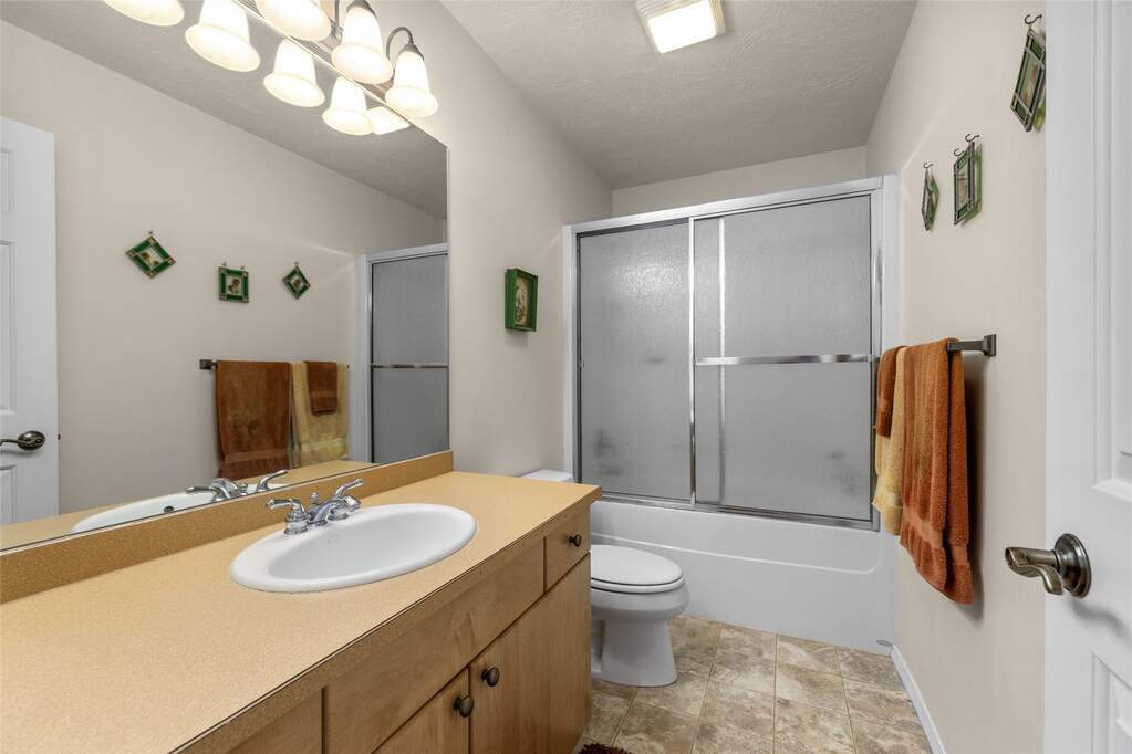 4 Bedroom Single Family Home/House's Image 24