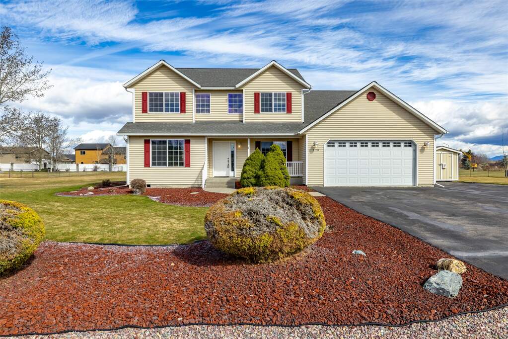 4 Bedroom Single Family Home/House's Image 33