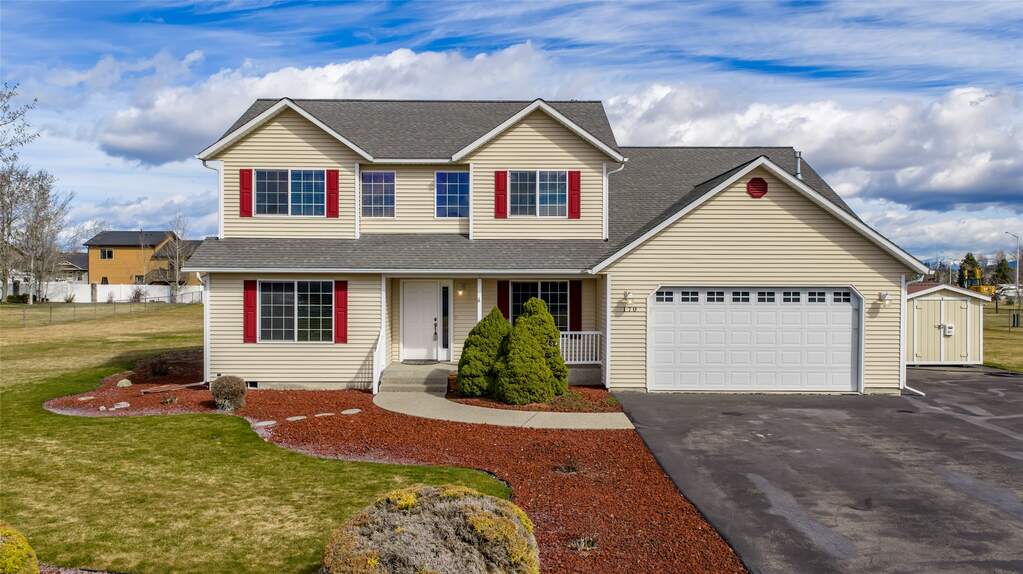 4 Bedroom Single Family Home/House's Image 36