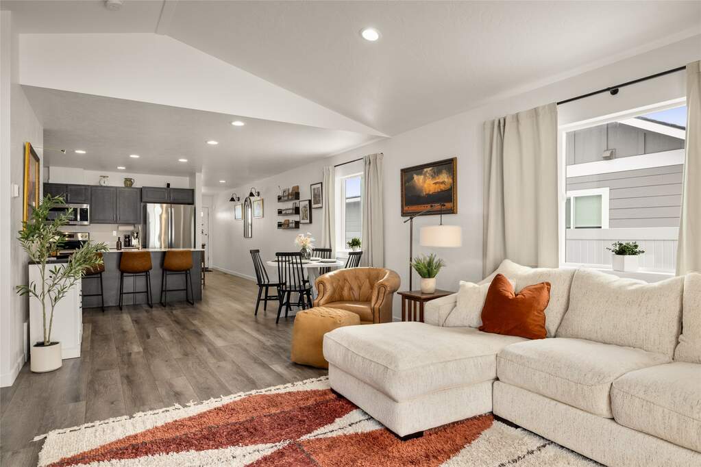 3 Bedroom Single Family Home/House's Image 10