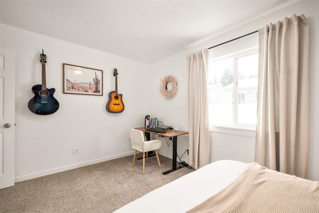 3 Bedroom Single Family Home/House's Image 21