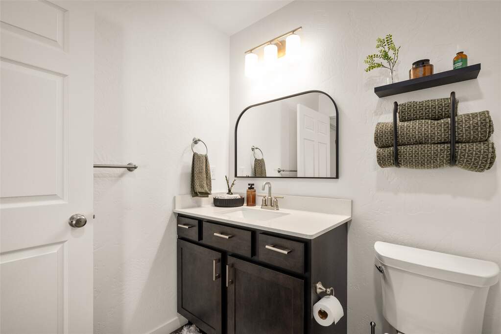 3 Bedroom Single Family Home/House's Image 24