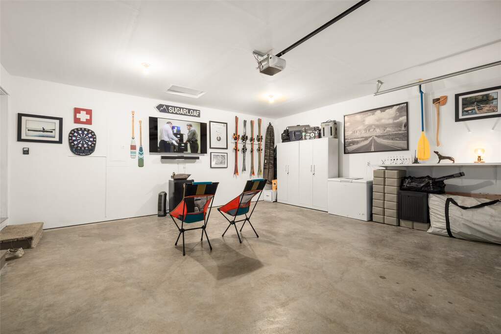 3 Bedroom Single Family Home/House's Image 25