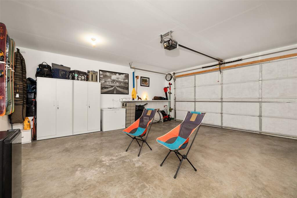 3 Bedroom Single Family Home/House's Image 27