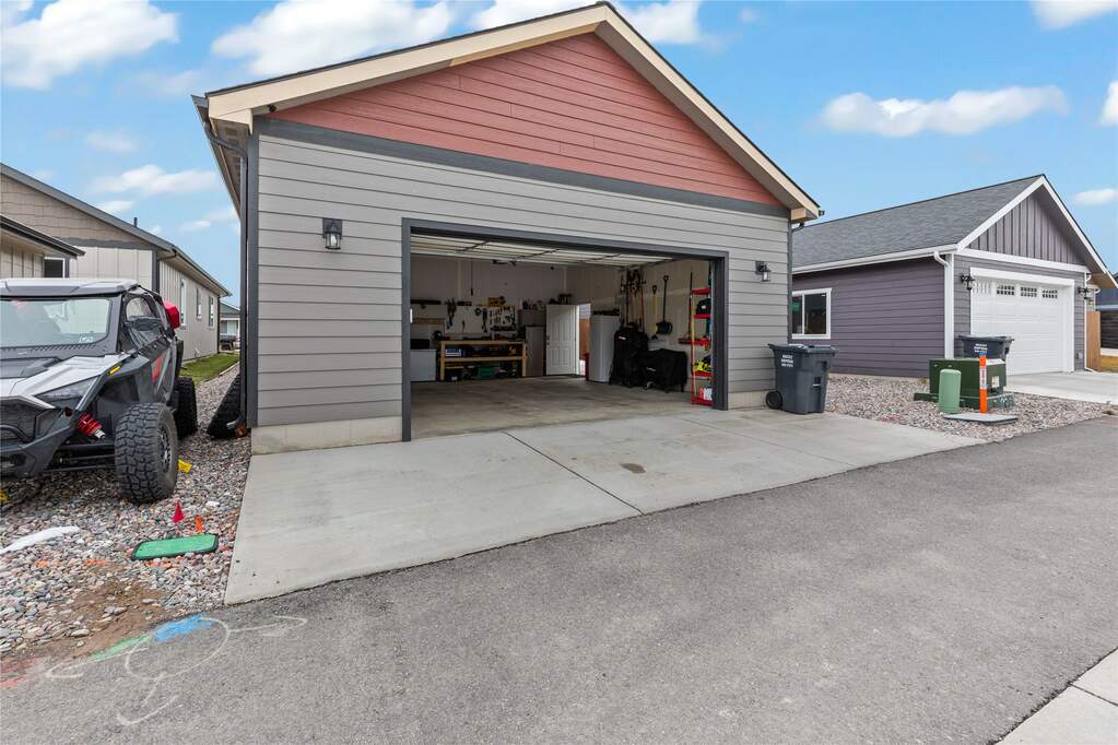 2 Bedroom Single Family Home/House's Image 27