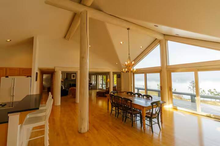 4 Bedroom Single Family Home/House's Image 16
