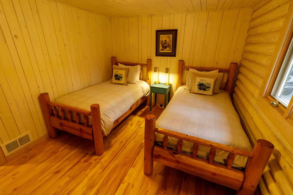 4 Bedroom Single Family Home/House's Image 25