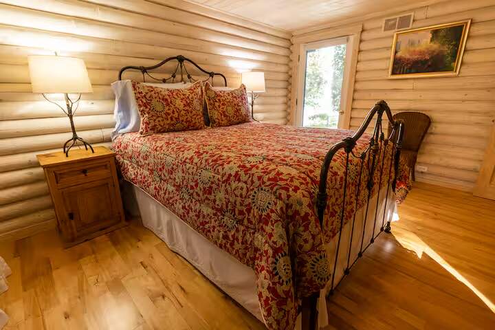 4 Bedroom Single Family Home/House's Image 27