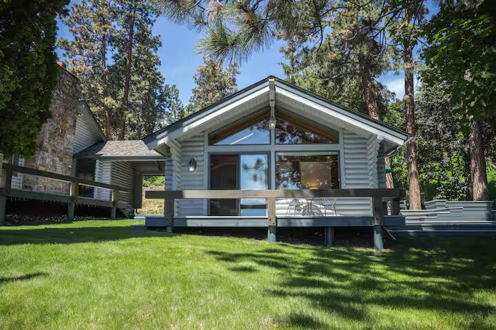 4 Bedroom Single Family Home/House's Image 44