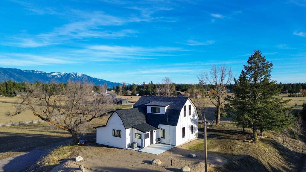 3 Bedroom Single Family Home/House's Image 36