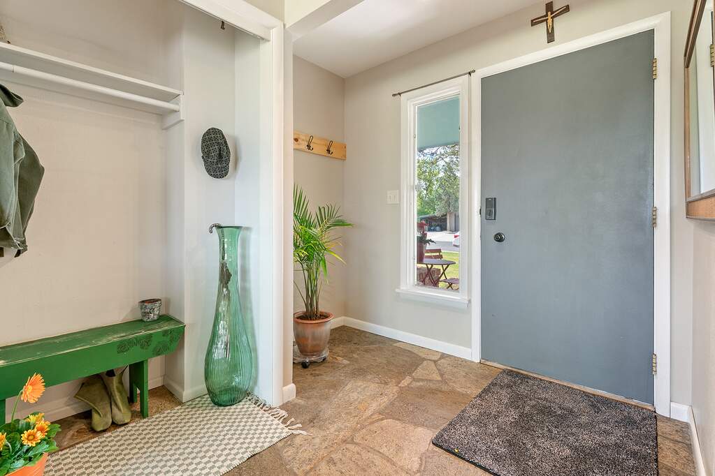 4 Bedroom Single Family Home/House's Image 14