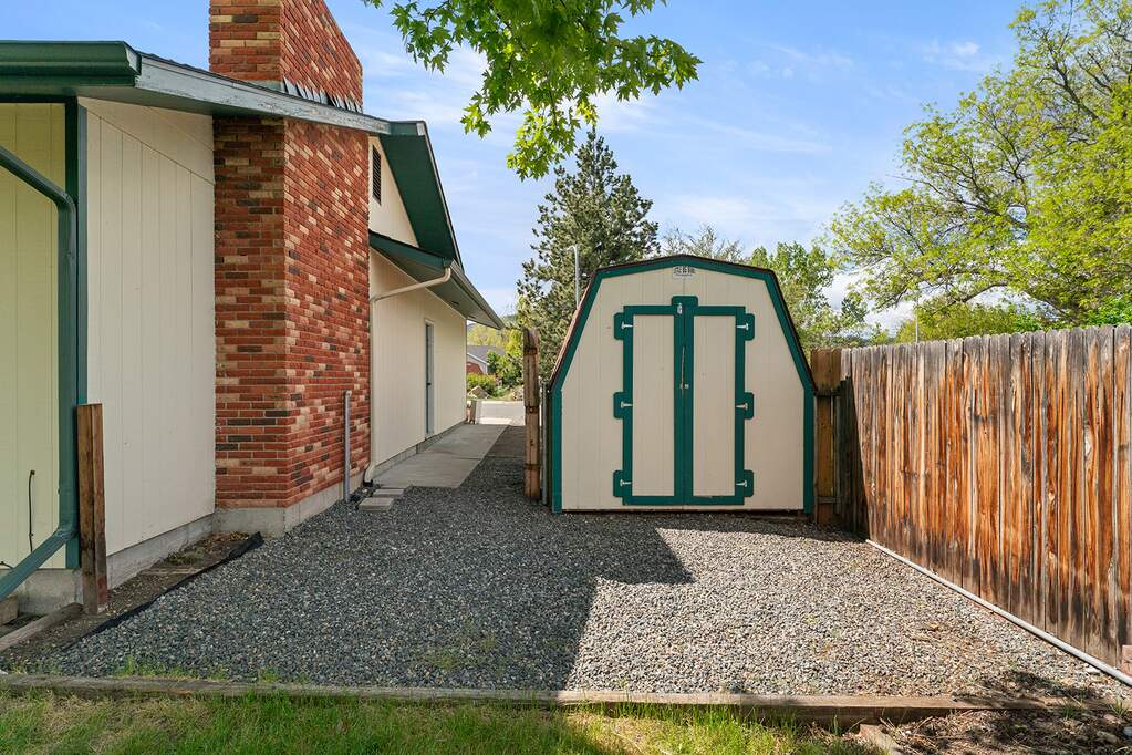 4 Bedroom Single Family Home/House's Image 49