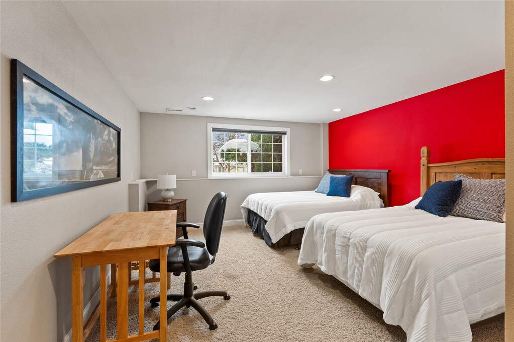 4 Bedroom Single Family Home/House's Image 31