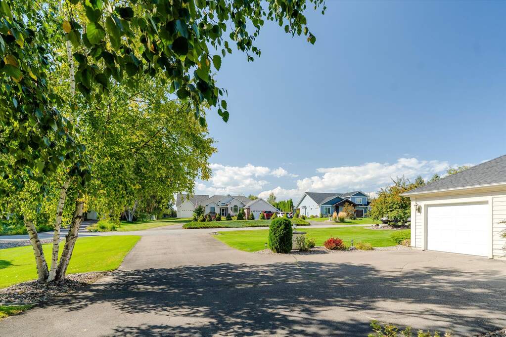 4 Bedroom Single Family Home/House's Image 36