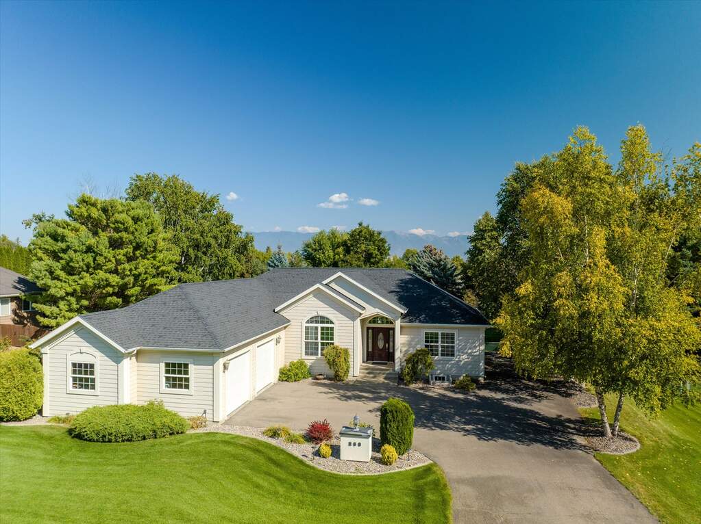 4 Bedroom Single Family Home/House's Image 45