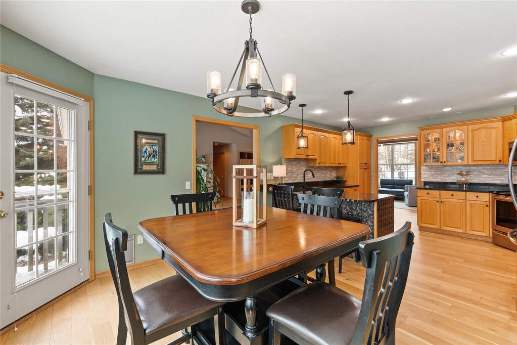 4 Bedroom Single Family Home/House's Image 3