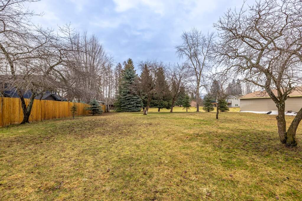 Land/Vacant Land's Image 8
