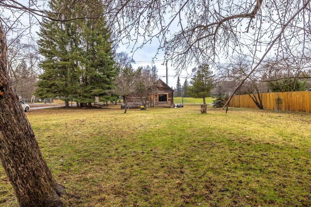 Land/Vacant Land's Image 9