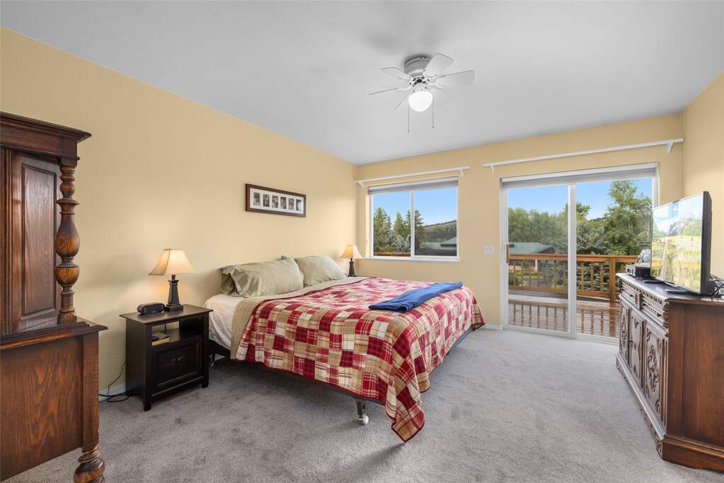 4 Bedroom Single Family Home/House's Image 15