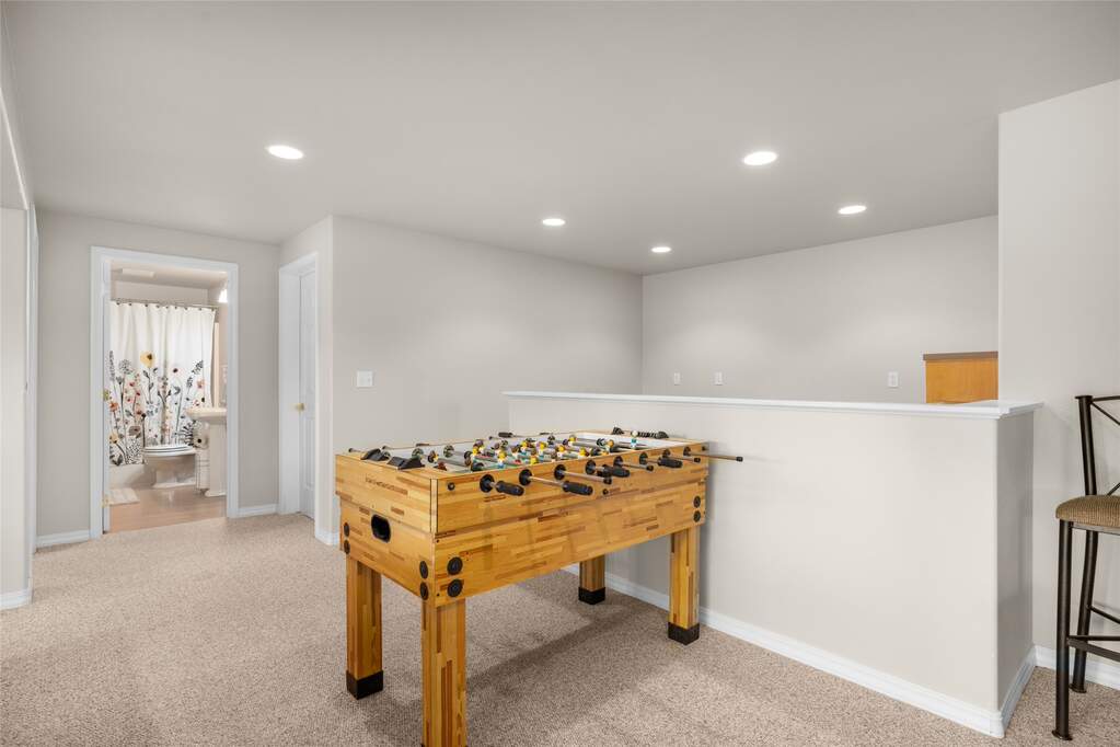 4 Bedroom Single Family Home/House's Image 28