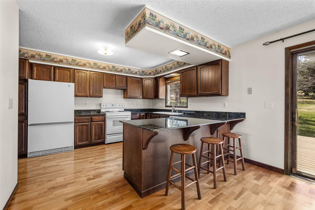 3 Bedroom Single Family Home/House's Image 16