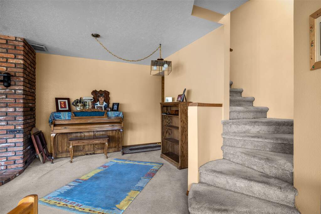 4 Bedroom Single Family Home/House's Image 24