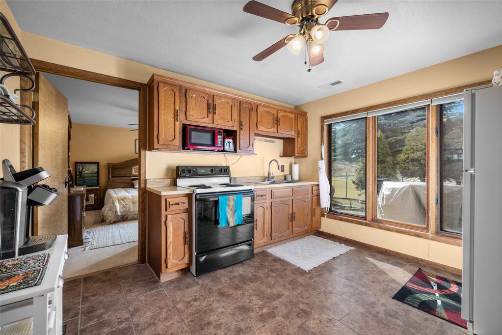 4 Bedroom Single Family Home/House's Image 26