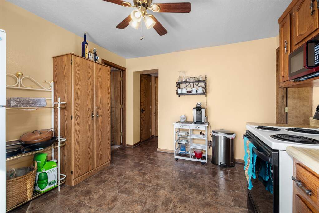 4 Bedroom Single Family Home/House's Image 27