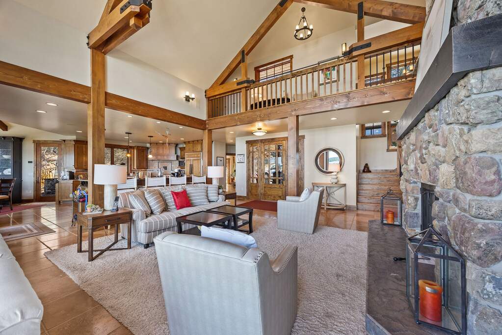5 Bedroom Single Family Home/House's Image 14
