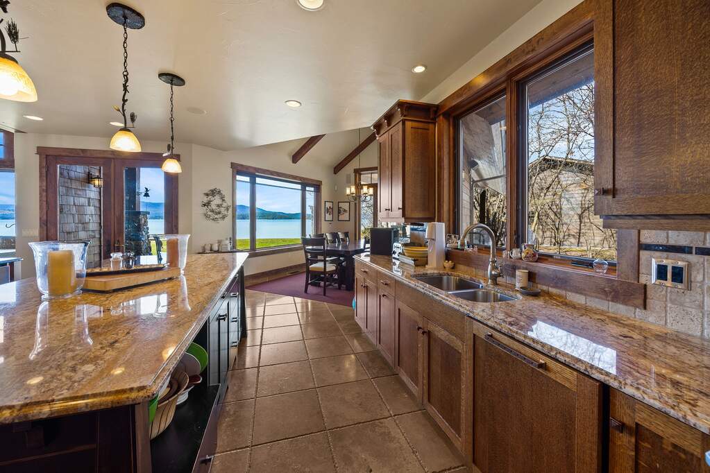 5 Bedroom Single Family Home/House's Image 20