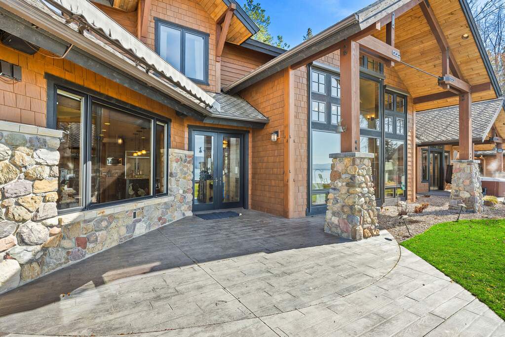 5 Bedroom Single Family Home/House's Image 49