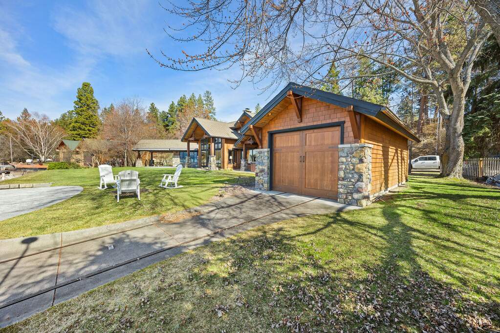 5 Bedroom Single Family Home/House's Image 58