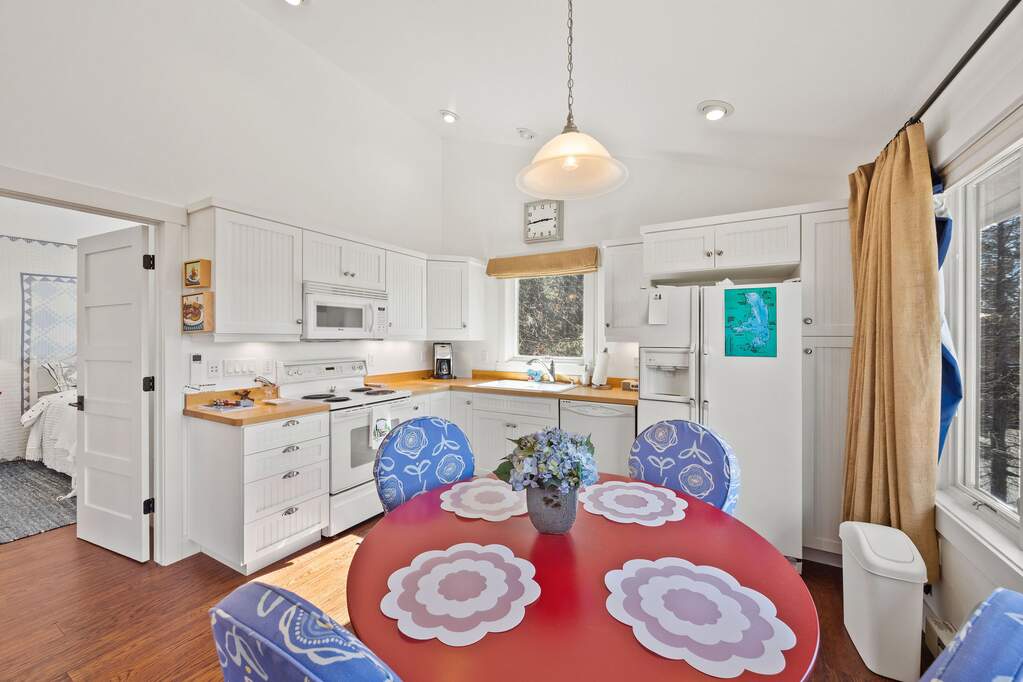 5 Bedroom Single Family Home/House's Image 63