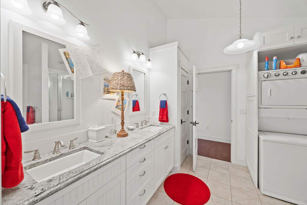 5 Bedroom Single Family Home/House's Image 68