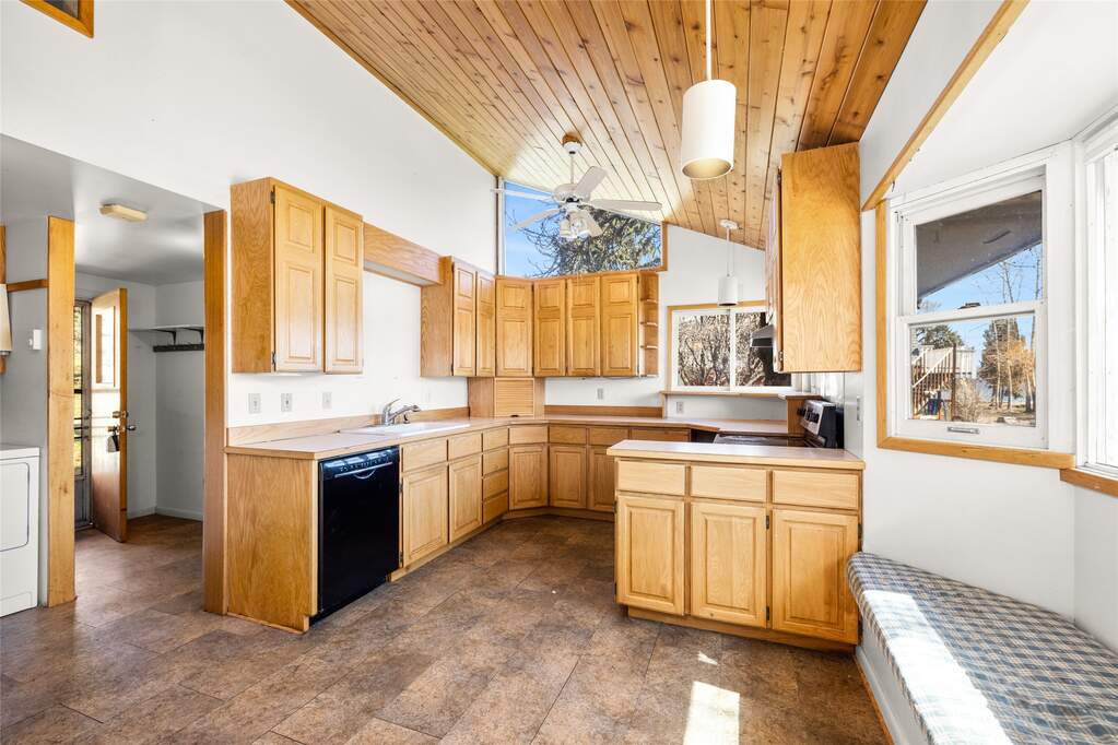 2 Bedroom Single Family Home/House's Image 17