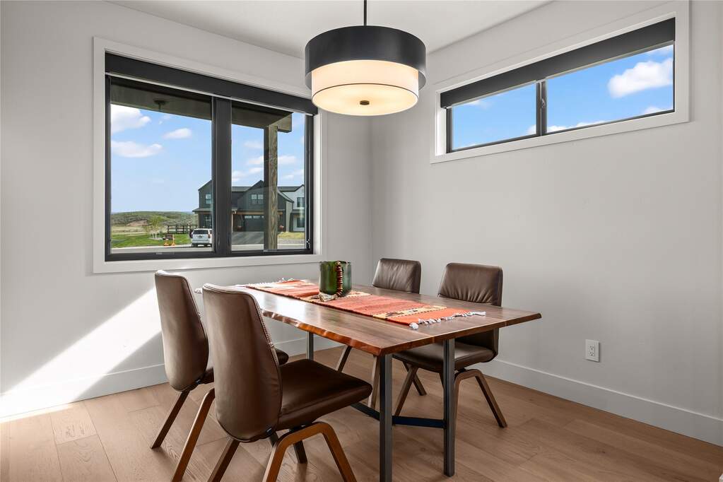 4 Bedroom Villa/Townhouse's Image 11