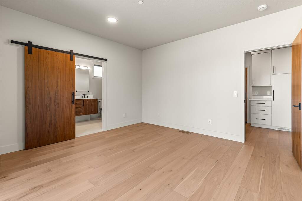 4 Bedroom Villa/Townhouse's Image 22