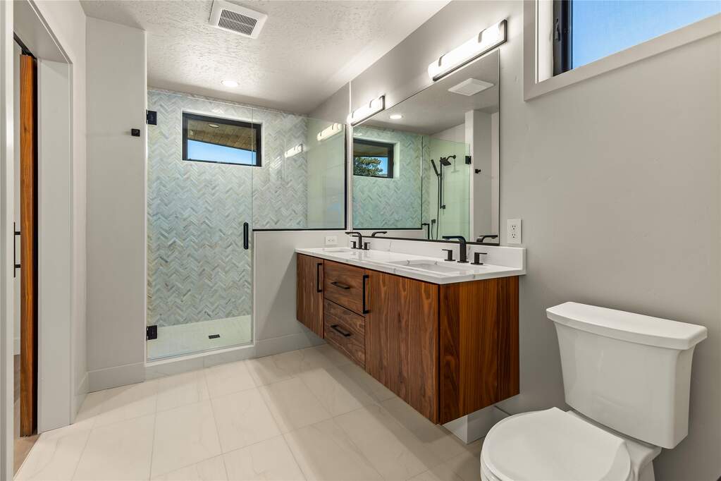 4 Bedroom Villa/Townhouse's Image 23