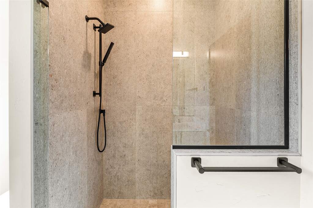4 Bedroom Villa/Townhouse's Image 37