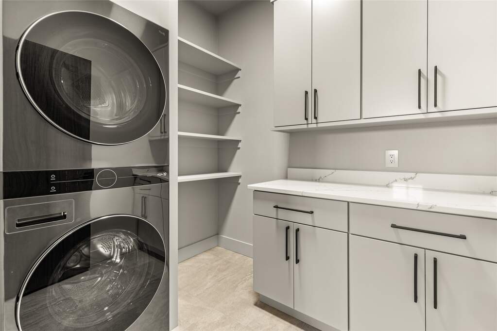 4 Bedroom Villa/Townhouse's Image 38