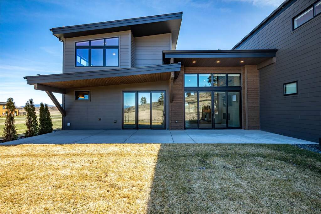4 Bedroom Villa/Townhouse's Image 42