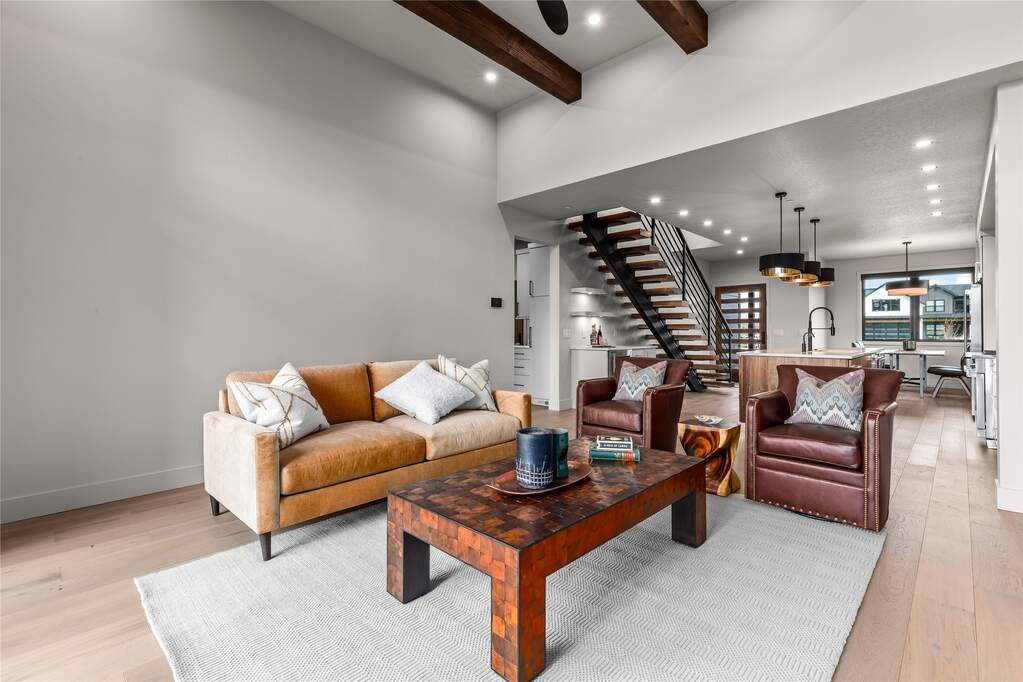 4 Bedroom Villa/Townhouse's Image 3