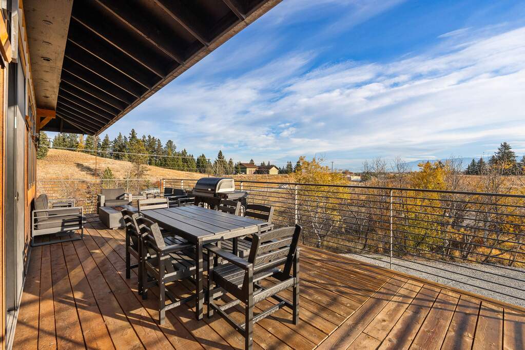 5 Bedroom Single Family Home/House's Image 25