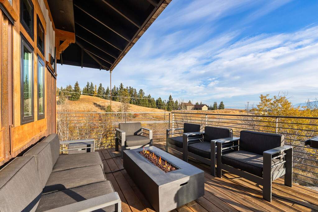 5 Bedroom Single Family Home/House's Image 27